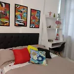 Studio Em Copacabana 300 M Da Praia