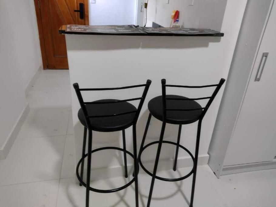 Appartement Em Copacabana 300 M Da *